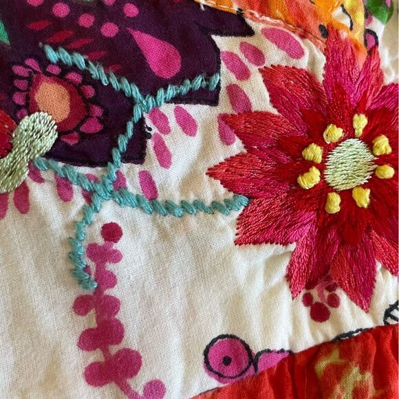 Jeans and Embroidered Top Size 6/6X - Picture 4 of 11